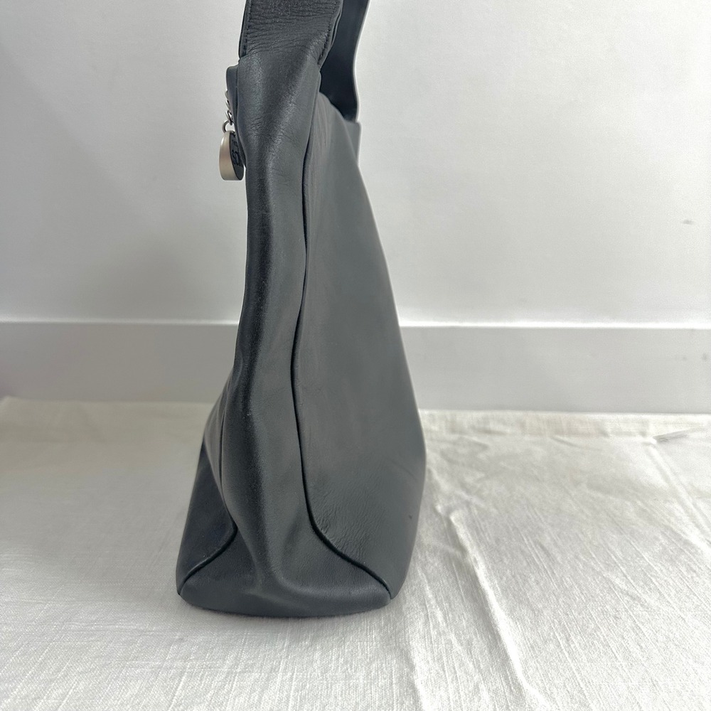 Vintage The Sak Leather Bag Early 1990s  Black  Soft Pebbled Leather Hamdbag 90s - Picture 14 of 15